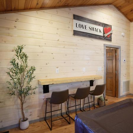 Love Shack Sevierville Kültér fotó